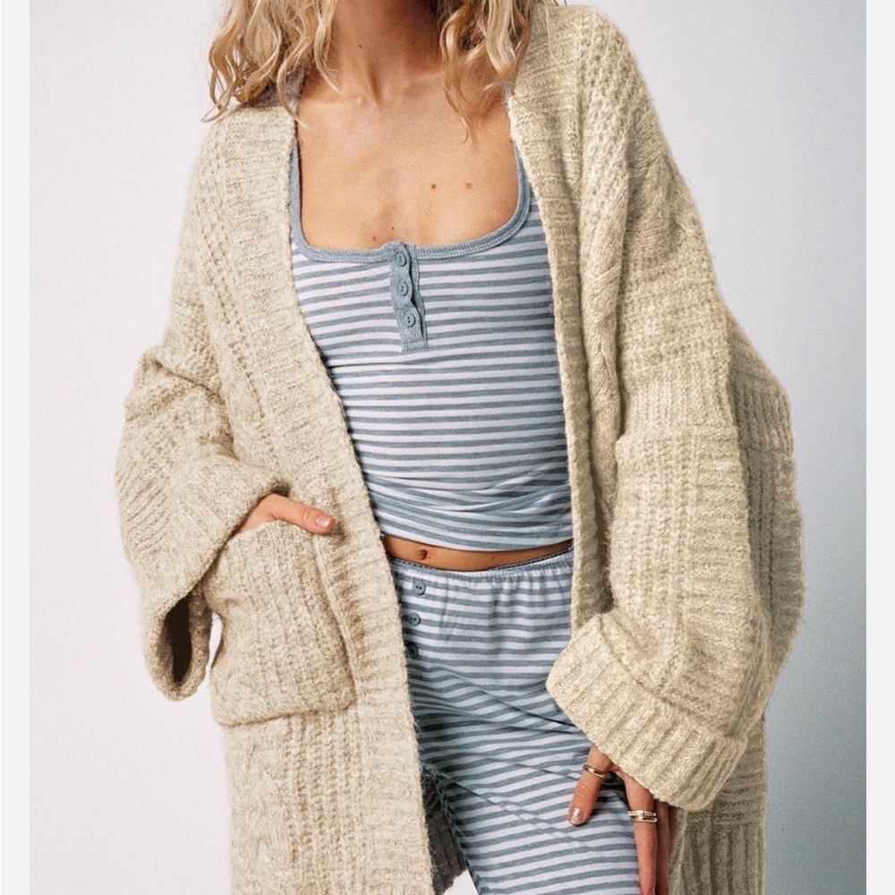 Princess Polly Chunky Knit Cardigan in Taupe